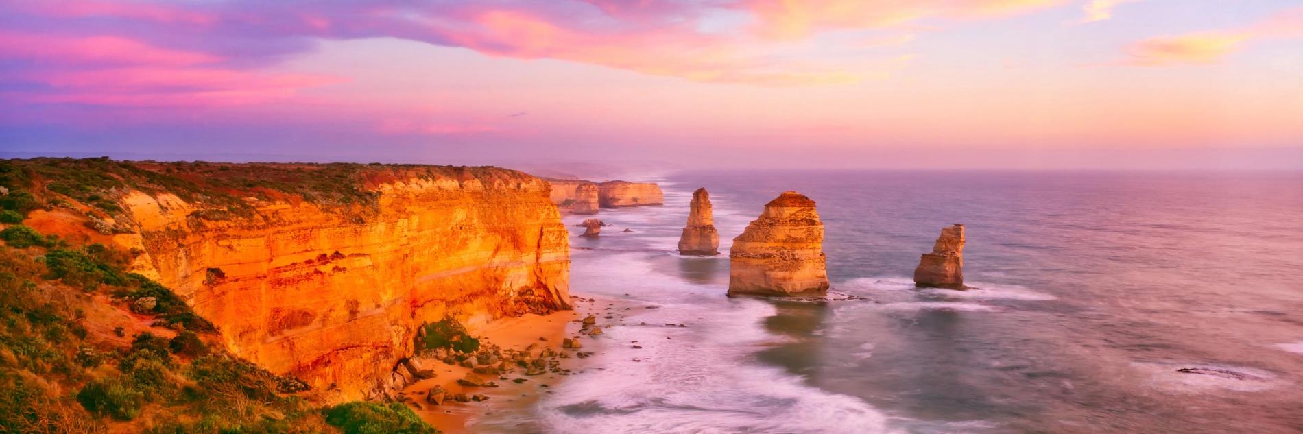 12_apostoles_best_road_trips_australia_coach_hire_bus_private_driver_tourism
